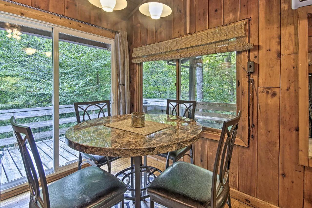 Secluded Stanardsville Cabin With 10 Acres And Hot Tub Zewnętrze zdjęcie