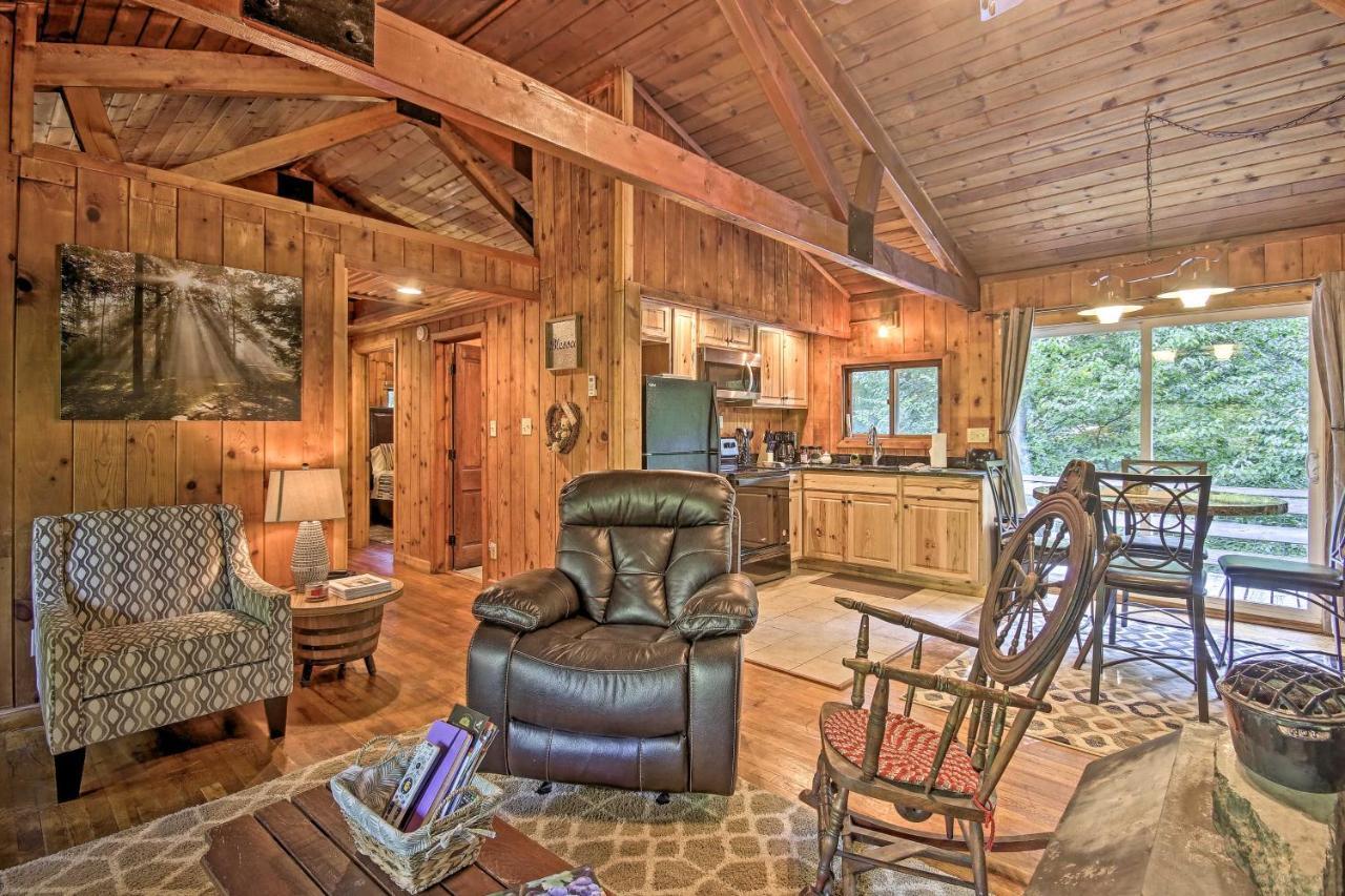 Secluded Stanardsville Cabin With 10 Acres And Hot Tub Zewnętrze zdjęcie